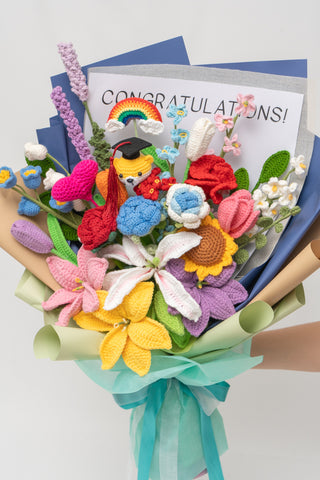 ความภาคภูมิใจในพิธีรับปริญญา + หมีหนึ่งตัว